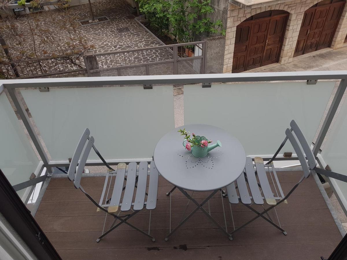 Studio Flat For 2 Apartamento Makarska Exterior foto