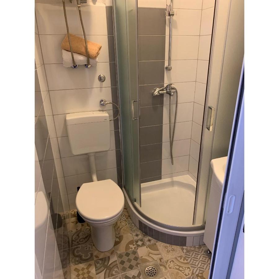 Studio Flat For 2 Apartamento Makarska Exterior foto